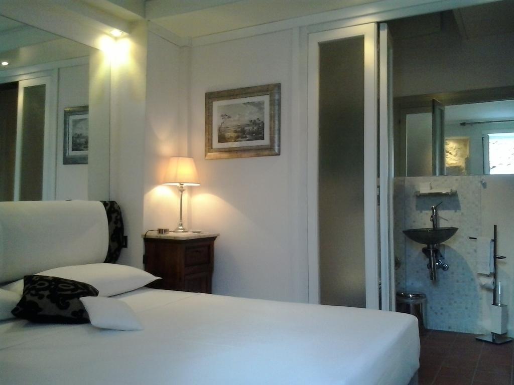 Al Tempio Di Apollo Bed & Breakfast Syracuse Room photo